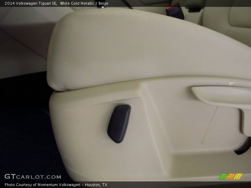 White Gold Metallic / Beige 2014 Volkswagen Tiguan SE