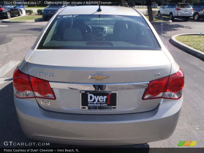 Champagne Silver Metallic / Medium Titanium 2014 Chevrolet Cruze LT