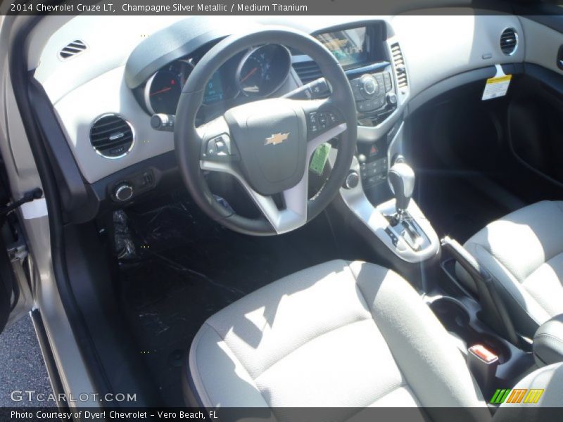 Champagne Silver Metallic / Medium Titanium 2014 Chevrolet Cruze LT