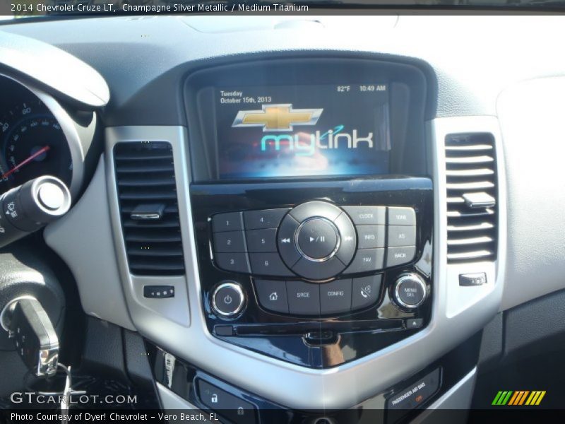 Champagne Silver Metallic / Medium Titanium 2014 Chevrolet Cruze LT