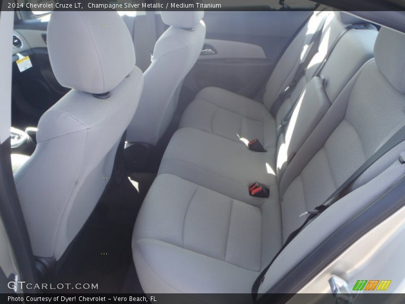 Champagne Silver Metallic / Medium Titanium 2014 Chevrolet Cruze LT