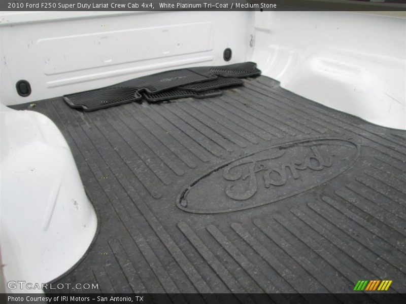 White Platinum Tri-Coat / Medium Stone 2010 Ford F250 Super Duty Lariat Crew Cab 4x4