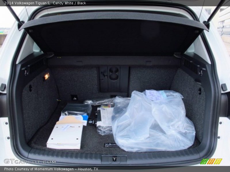 Candy White / Black 2014 Volkswagen Tiguan S