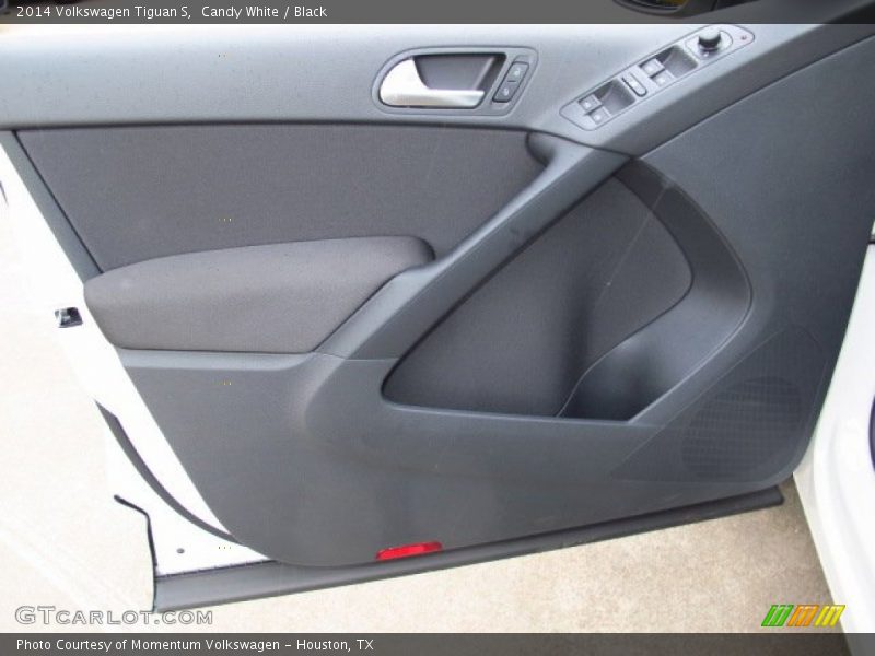 Candy White / Black 2014 Volkswagen Tiguan S