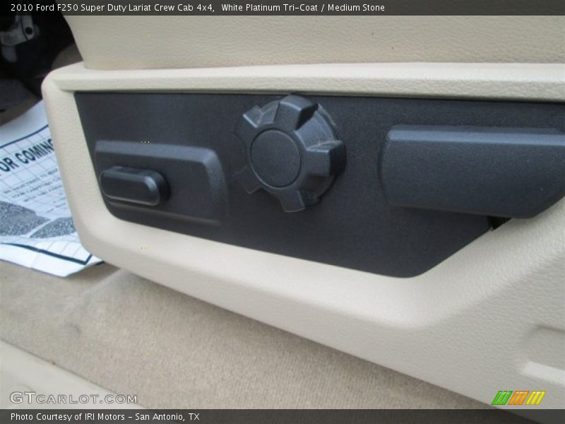 White Platinum Tri-Coat / Medium Stone 2010 Ford F250 Super Duty Lariat Crew Cab 4x4