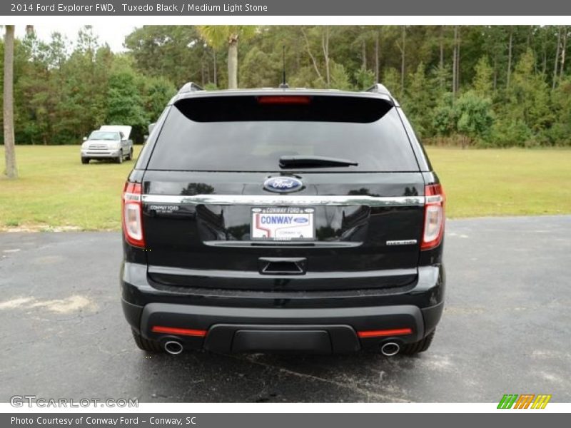 Tuxedo Black / Medium Light Stone 2014 Ford Explorer FWD