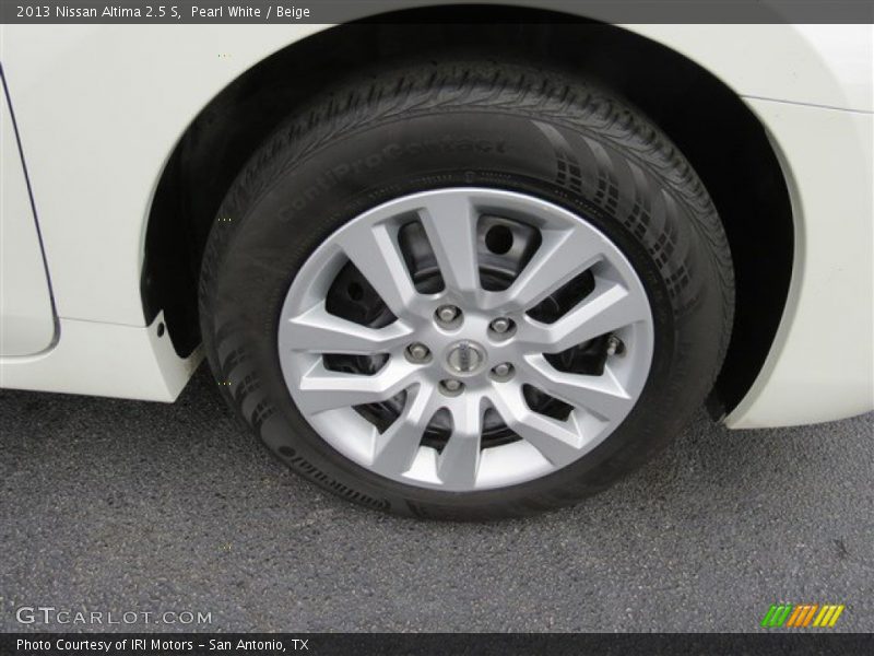 Pearl White / Beige 2013 Nissan Altima 2.5 S