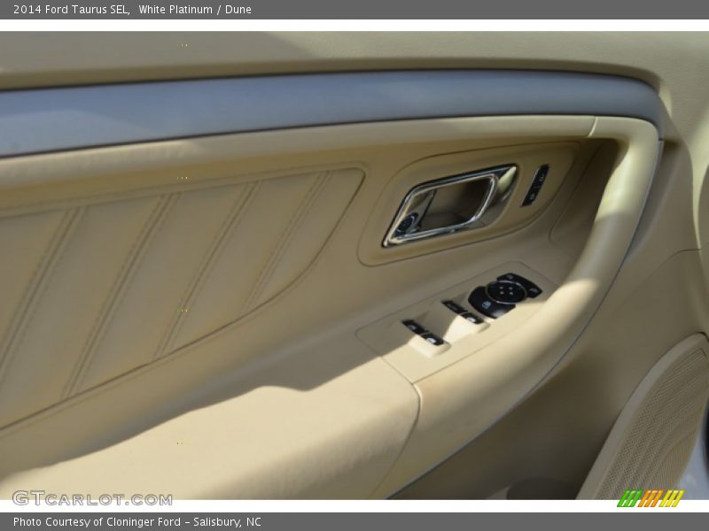 White Platinum / Dune 2014 Ford Taurus SEL