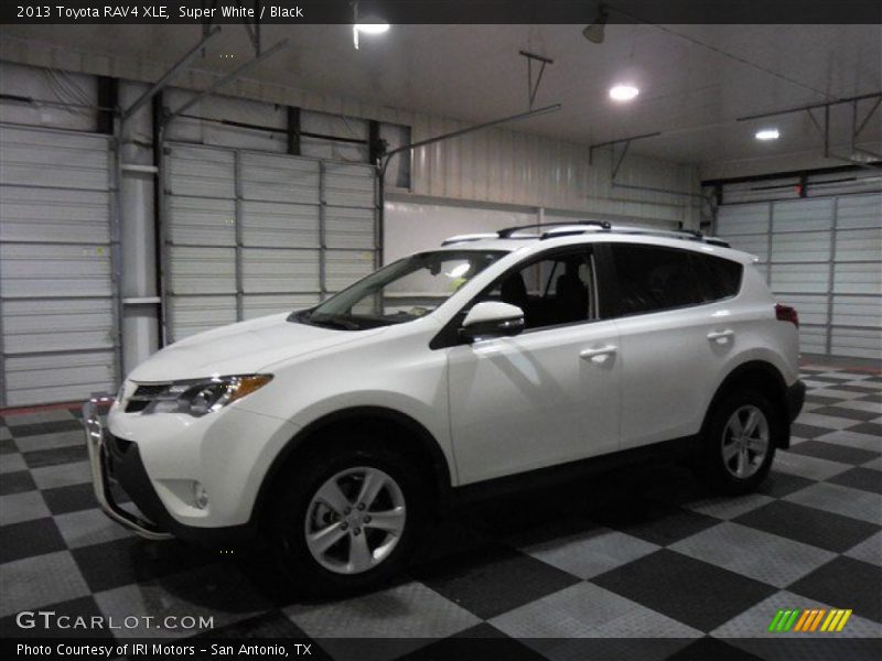 Super White / Black 2013 Toyota RAV4 XLE