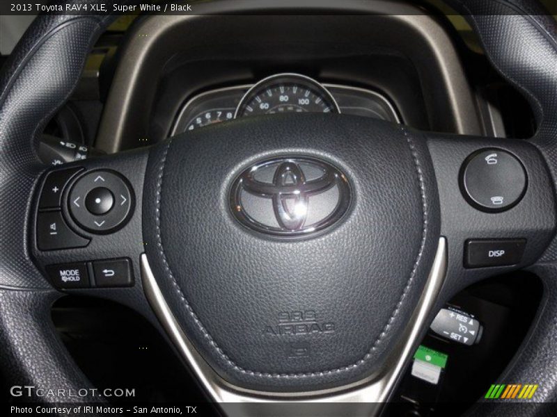 Super White / Black 2013 Toyota RAV4 XLE