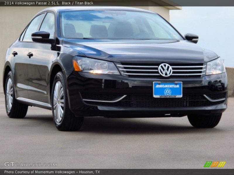 Black / Titan Black 2014 Volkswagen Passat 2.5L S