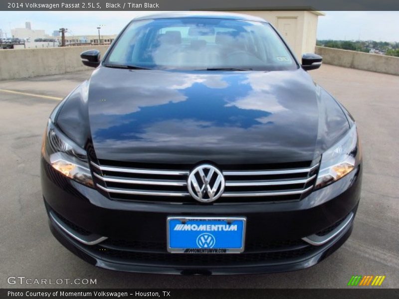 Black / Titan Black 2014 Volkswagen Passat 2.5L S