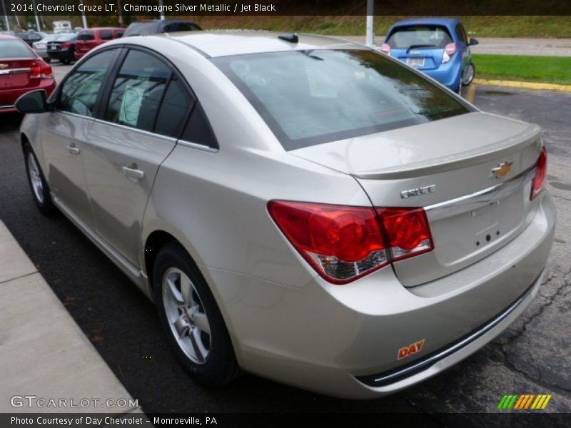 Champagne Silver Metallic / Jet Black 2014 Chevrolet Cruze LT