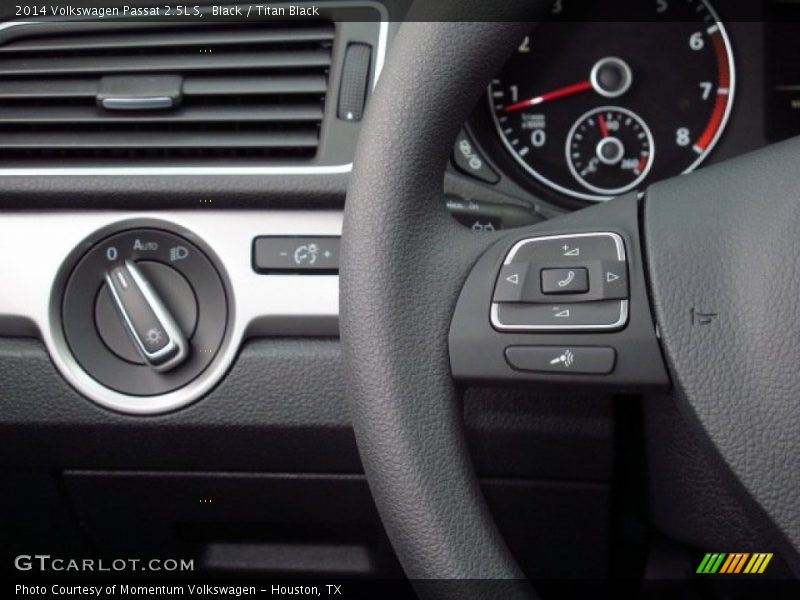 Black / Titan Black 2014 Volkswagen Passat 2.5L S