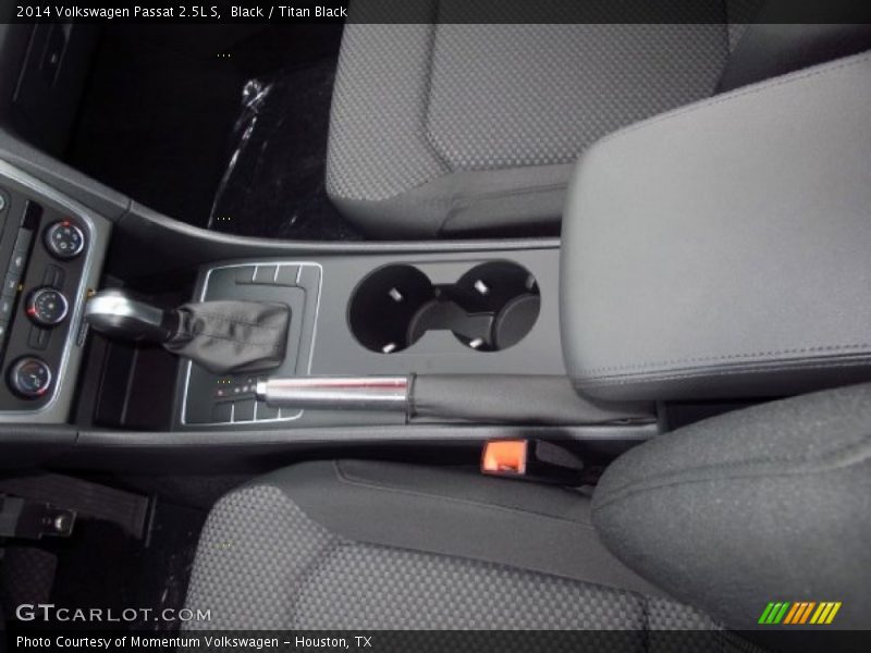 Black / Titan Black 2014 Volkswagen Passat 2.5L S