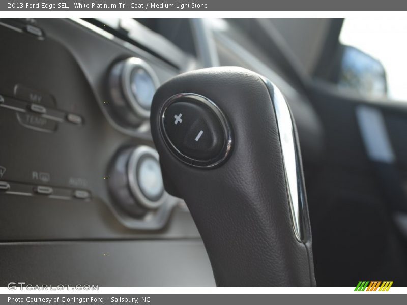White Platinum Tri-Coat / Medium Light Stone 2013 Ford Edge SEL
