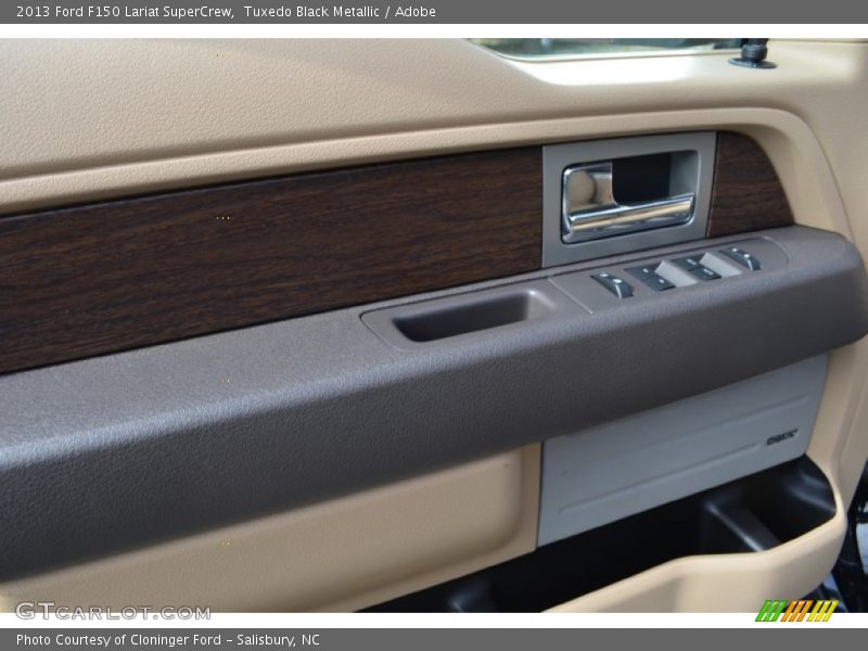 Tuxedo Black Metallic / Adobe 2013 Ford F150 Lariat SuperCrew