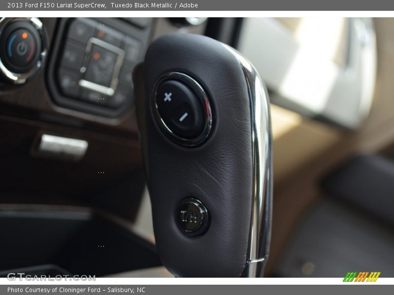 Tuxedo Black Metallic / Adobe 2013 Ford F150 Lariat SuperCrew