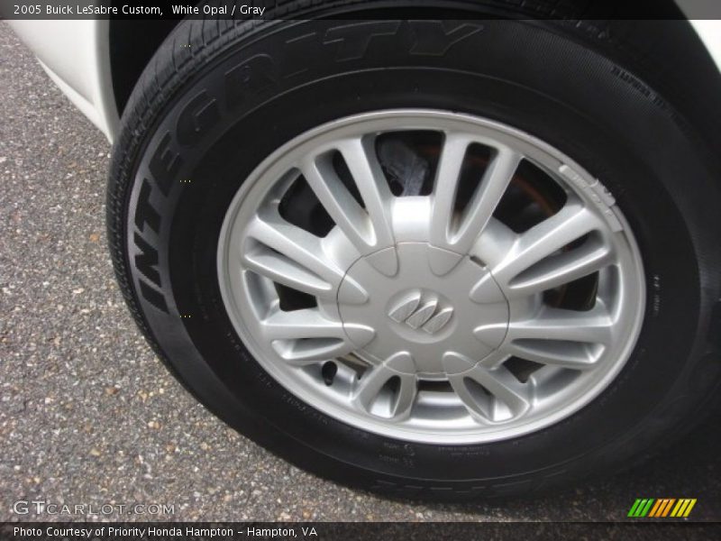 White Opal / Gray 2005 Buick LeSabre Custom