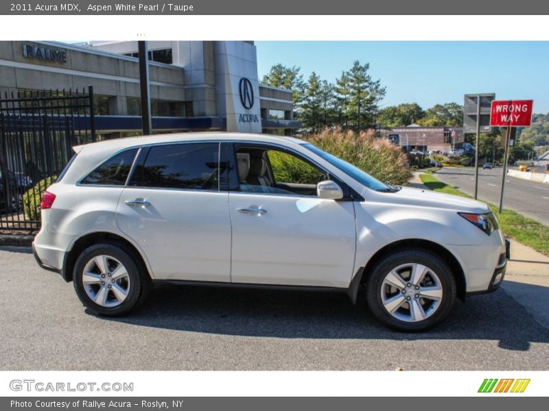 Aspen White Pearl / Taupe 2011 Acura MDX