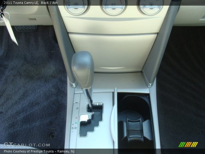 Black / Ash 2011 Toyota Camry LE