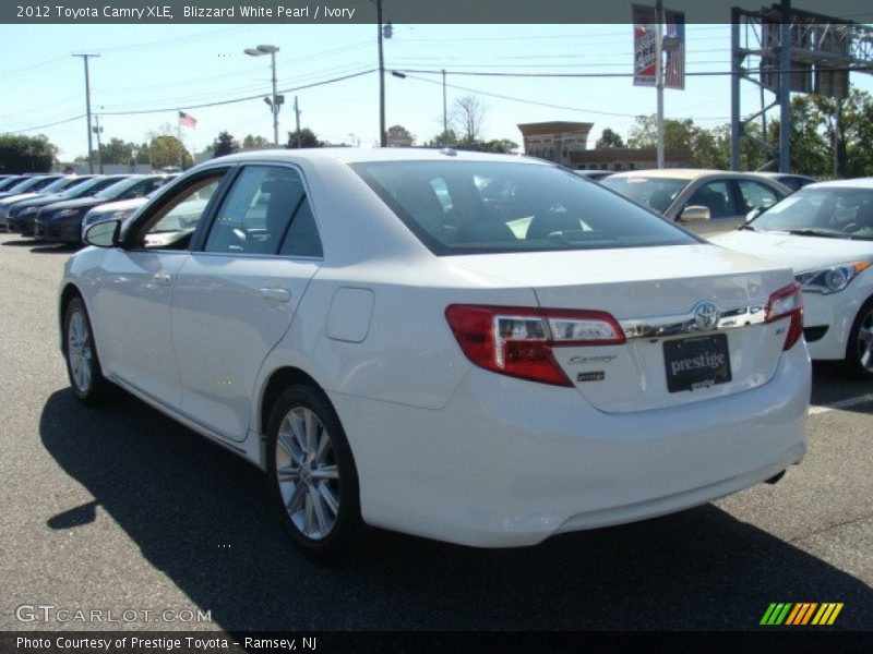 Blizzard White Pearl / Ivory 2012 Toyota Camry XLE