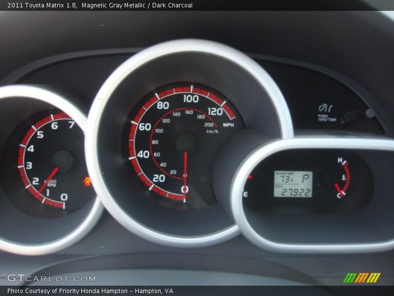 Magnetic Gray Metallic / Dark Charcoal 2011 Toyota Matrix 1.8