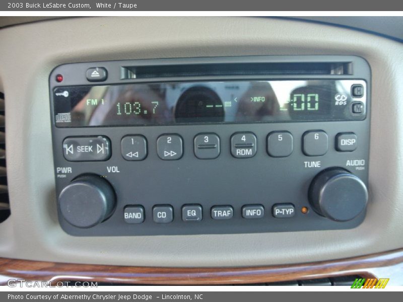White / Taupe 2003 Buick LeSabre Custom