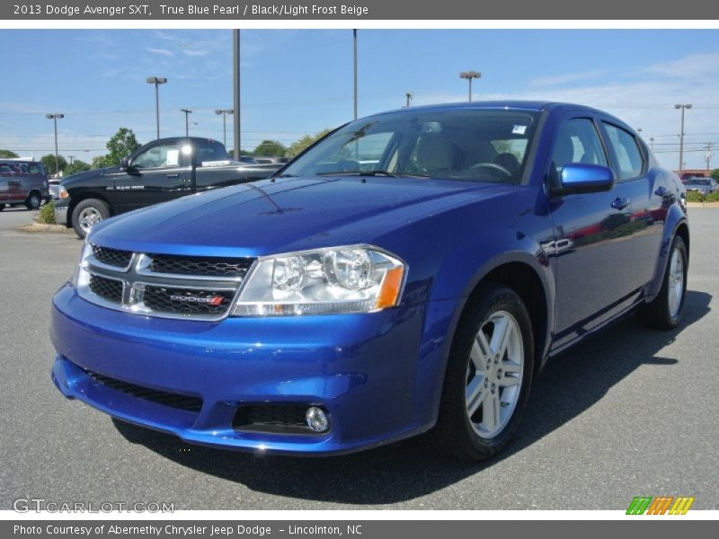 True Blue Pearl / Black/Light Frost Beige 2013 Dodge Avenger SXT