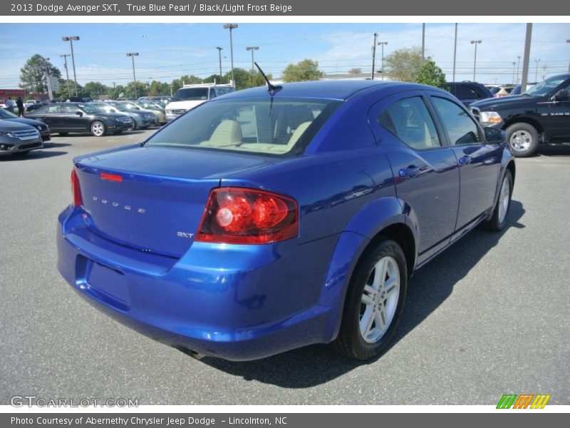 True Blue Pearl / Black/Light Frost Beige 2013 Dodge Avenger SXT