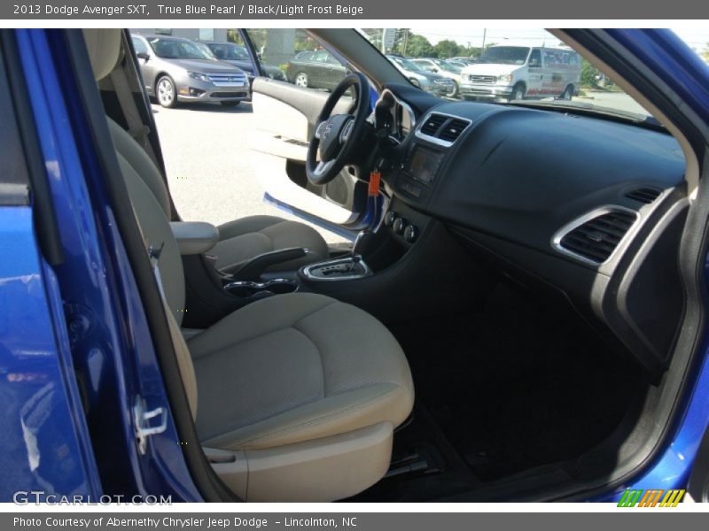 True Blue Pearl / Black/Light Frost Beige 2013 Dodge Avenger SXT