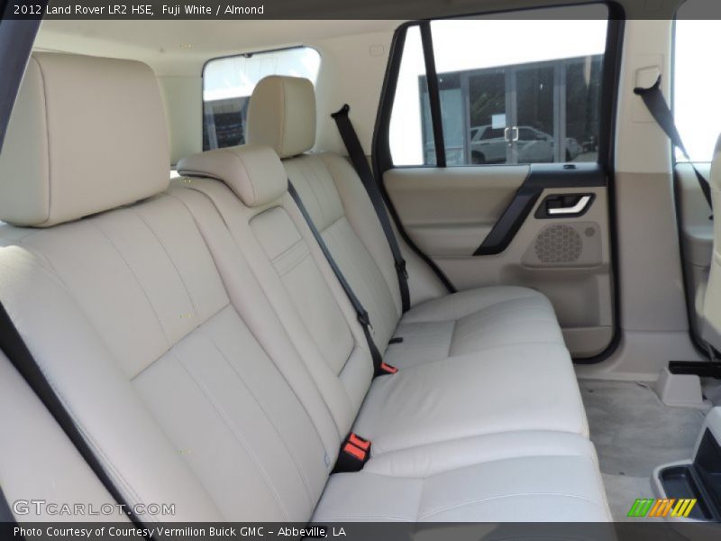 Fuji White / Almond 2012 Land Rover LR2 HSE