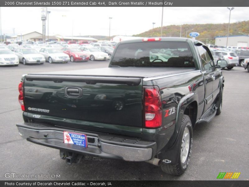 Dark Green Metallic / Medium Gray 2006 Chevrolet Silverado 1500 Z71 Extended Cab 4x4