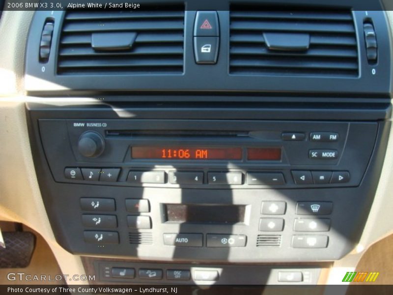 Alpine White / Sand Beige 2006 BMW X3 3.0i