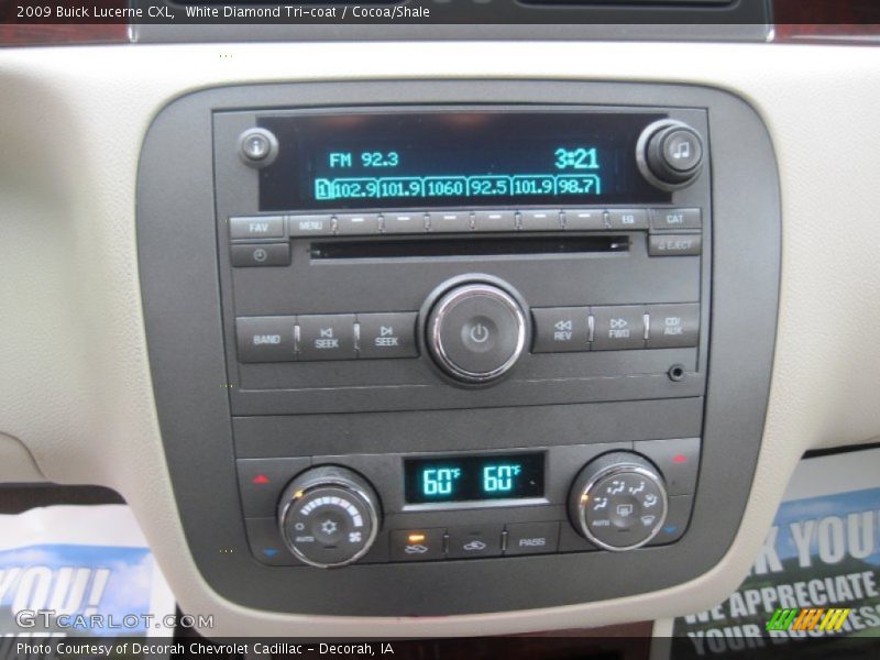 White Diamond Tri-coat / Cocoa/Shale 2009 Buick Lucerne CXL