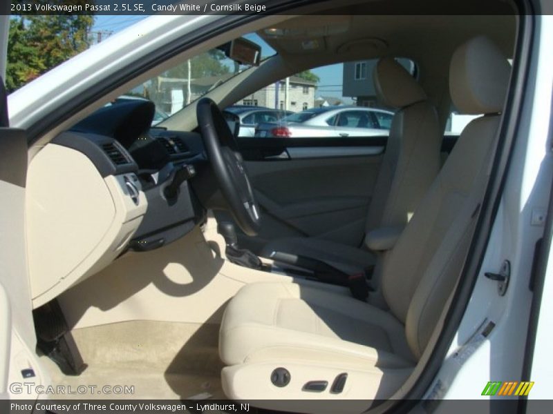 Candy White / Cornsilk Beige 2013 Volkswagen Passat 2.5L SE