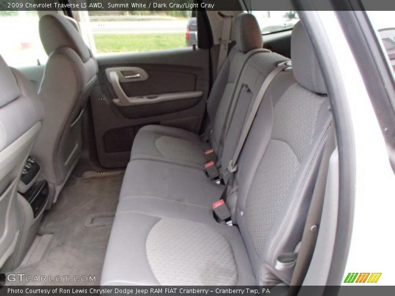 Summit White / Dark Gray/Light Gray 2009 Chevrolet Traverse LS AWD