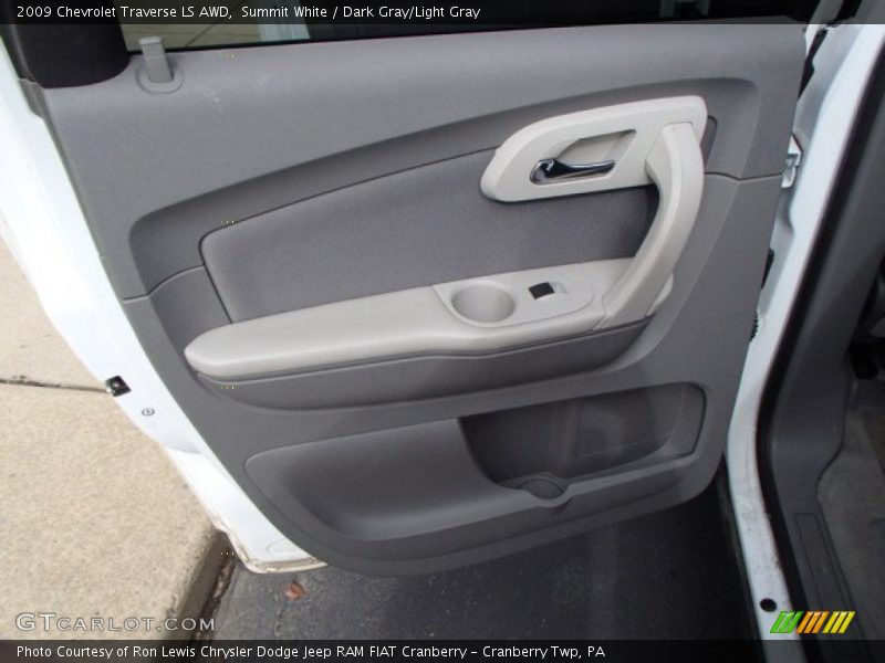 Summit White / Dark Gray/Light Gray 2009 Chevrolet Traverse LS AWD