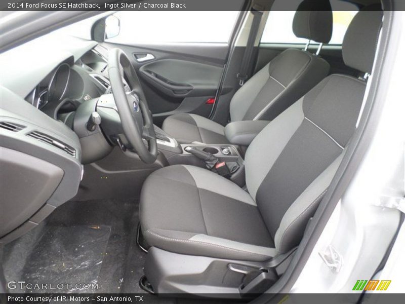 Ingot Silver / Charcoal Black 2014 Ford Focus SE Hatchback