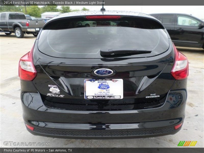 Tuxedo Black / Medium Light Stone 2014 Ford Focus SE Hatchback