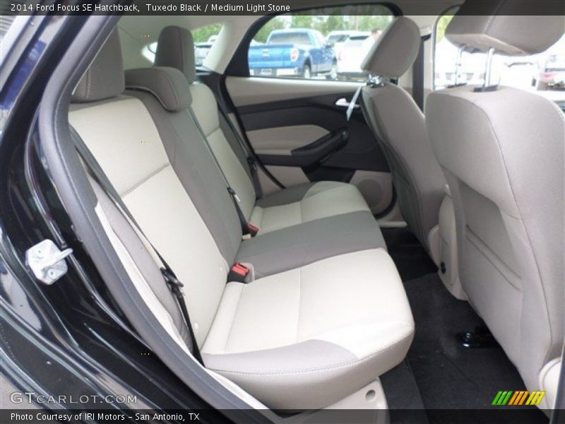 Tuxedo Black / Medium Light Stone 2014 Ford Focus SE Hatchback