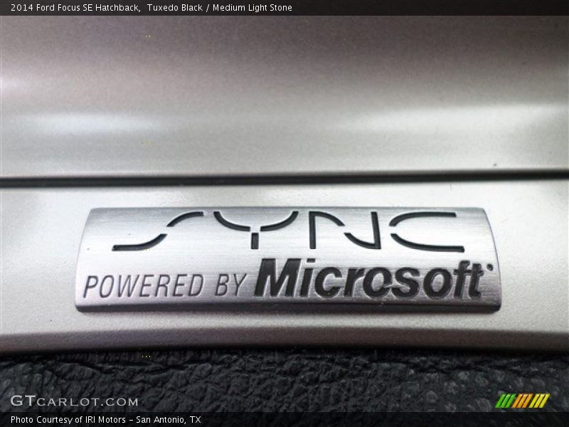 Tuxedo Black / Medium Light Stone 2014 Ford Focus SE Hatchback