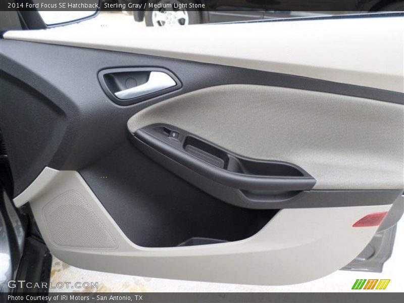 Sterling Gray / Medium Light Stone 2014 Ford Focus SE Hatchback