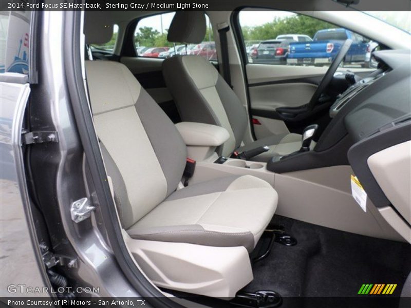Sterling Gray / Medium Light Stone 2014 Ford Focus SE Hatchback