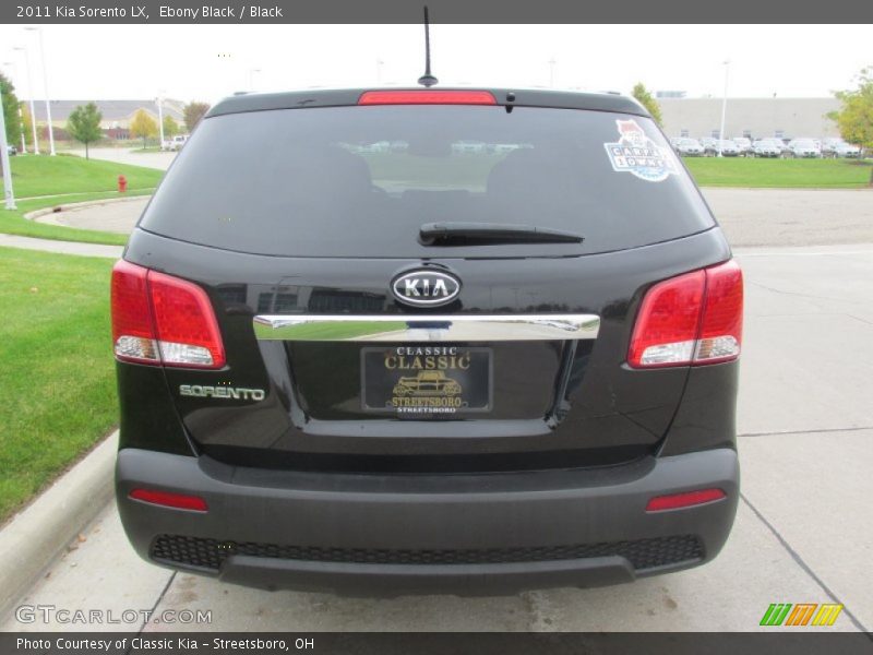 Ebony Black / Black 2011 Kia Sorento LX