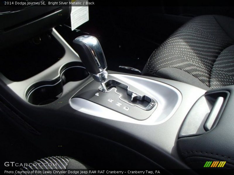 Bright Silver Metallic / Black 2014 Dodge Journey SE