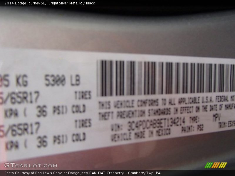 Bright Silver Metallic / Black 2014 Dodge Journey SE