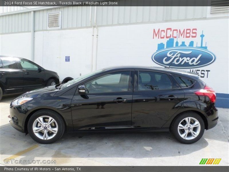 Tuxedo Black / Medium Light Stone 2014 Ford Focus SE Hatchback