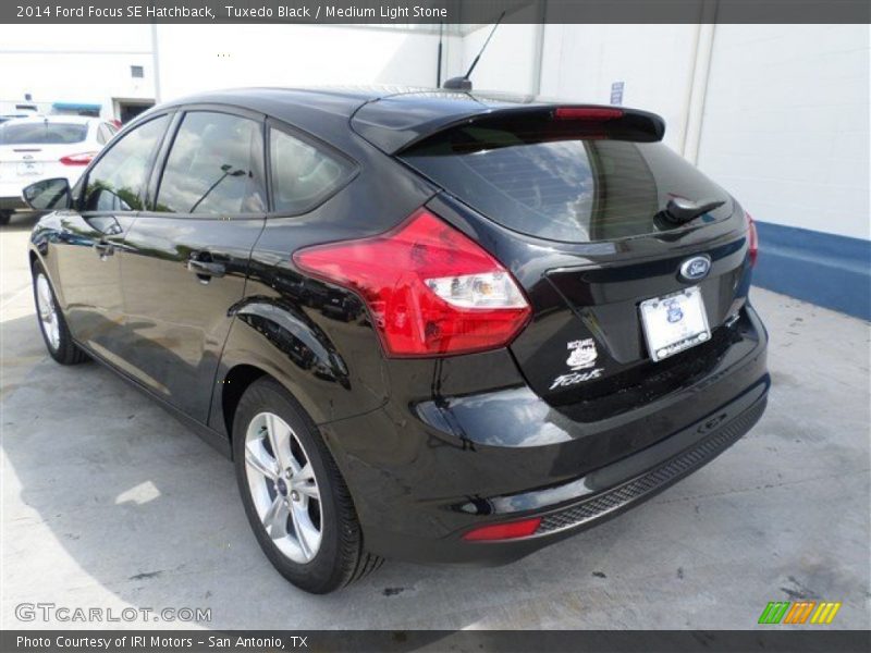 Tuxedo Black / Medium Light Stone 2014 Ford Focus SE Hatchback