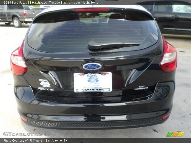 Tuxedo Black / Medium Light Stone 2014 Ford Focus SE Hatchback